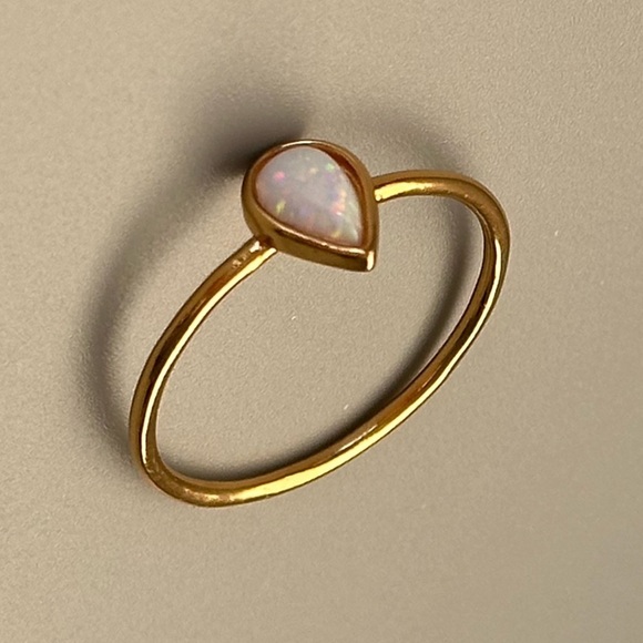 24k Gold Vermeil Pear Cut Opal Ring​ - Picture 3 of 7